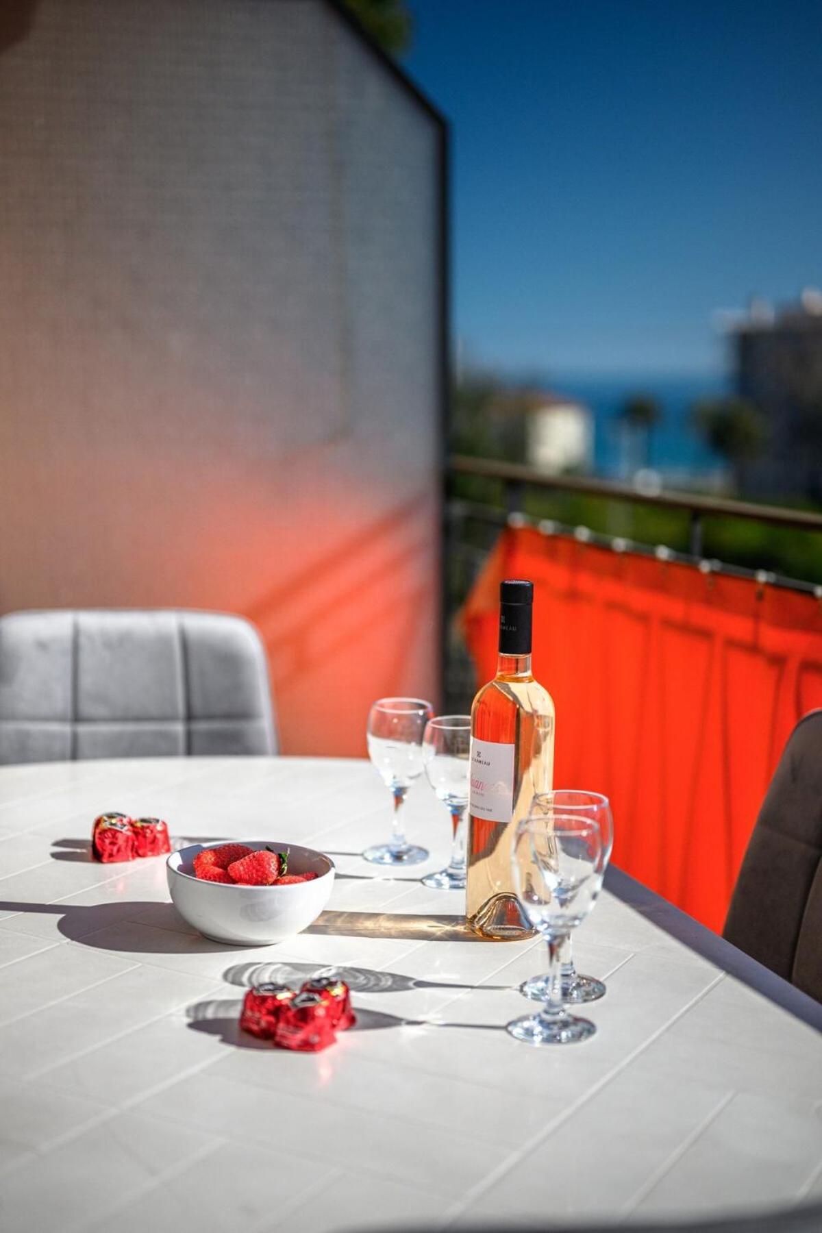 Apartment L'oranger - Terrasse - Parking Prive - Wifi *